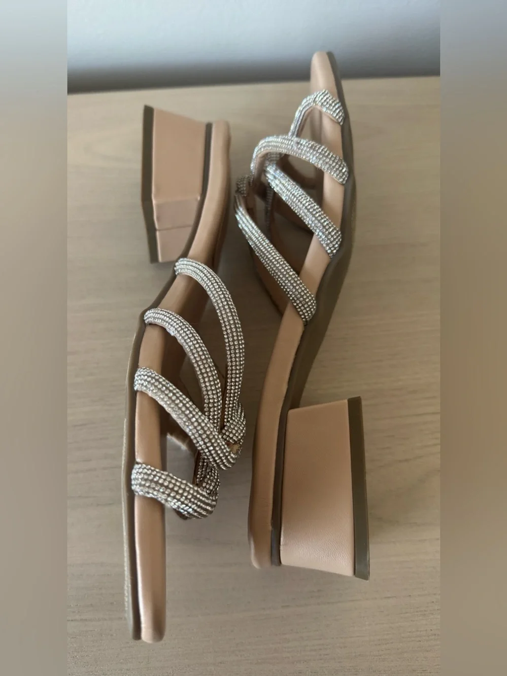 Anne Klein Nikole Beige Block Heel Sandals / Size 9 NWOB